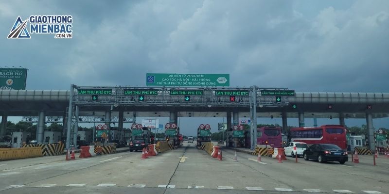 Những lưu ý khi di chuyển qua trạm thu phí miền Bắc